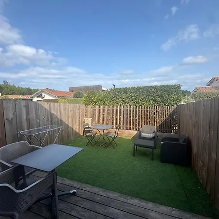 Privée Avec Terrasse